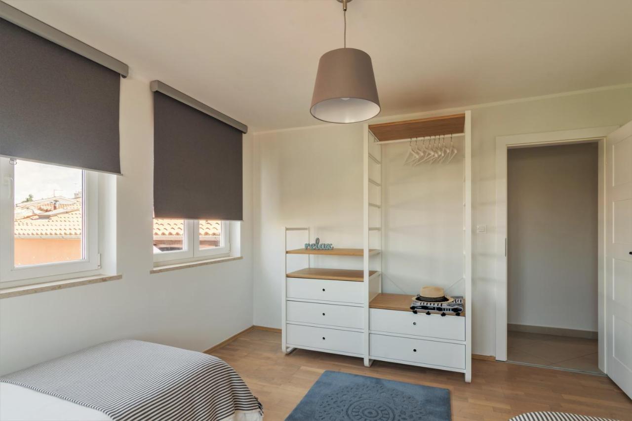 City Garden Apartment Пореч Экстерьер фото