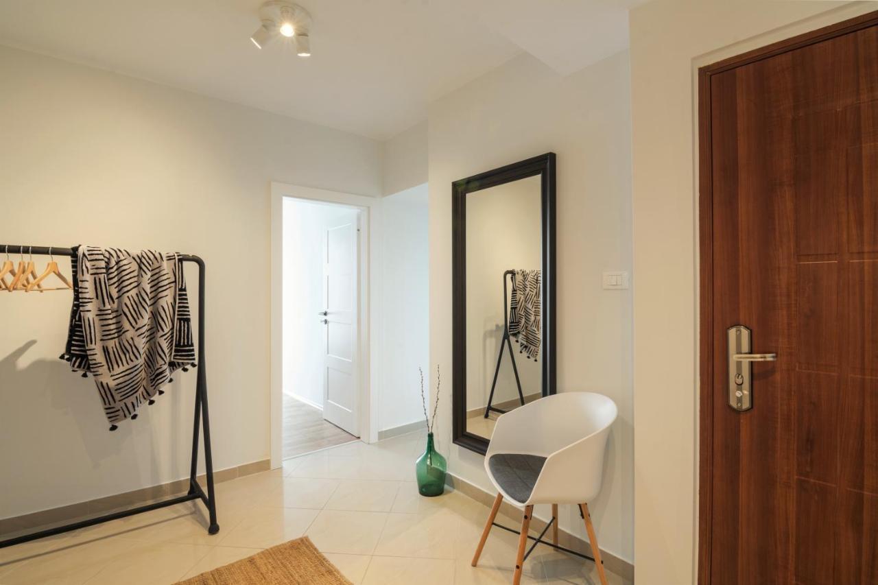 City Garden Apartment Пореч Экстерьер фото